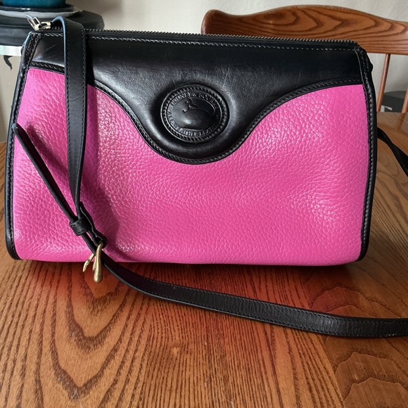 Dooney and Burke Black Leather Shoulder Bag - Picture 2 of 5